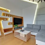 Milabaltica Gym,sauna & Parking By Lion Apartamento *